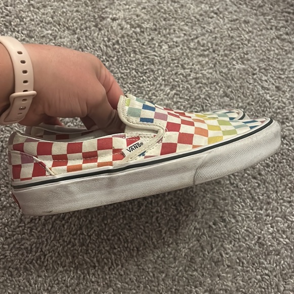 Vans - Picture 4 of 11